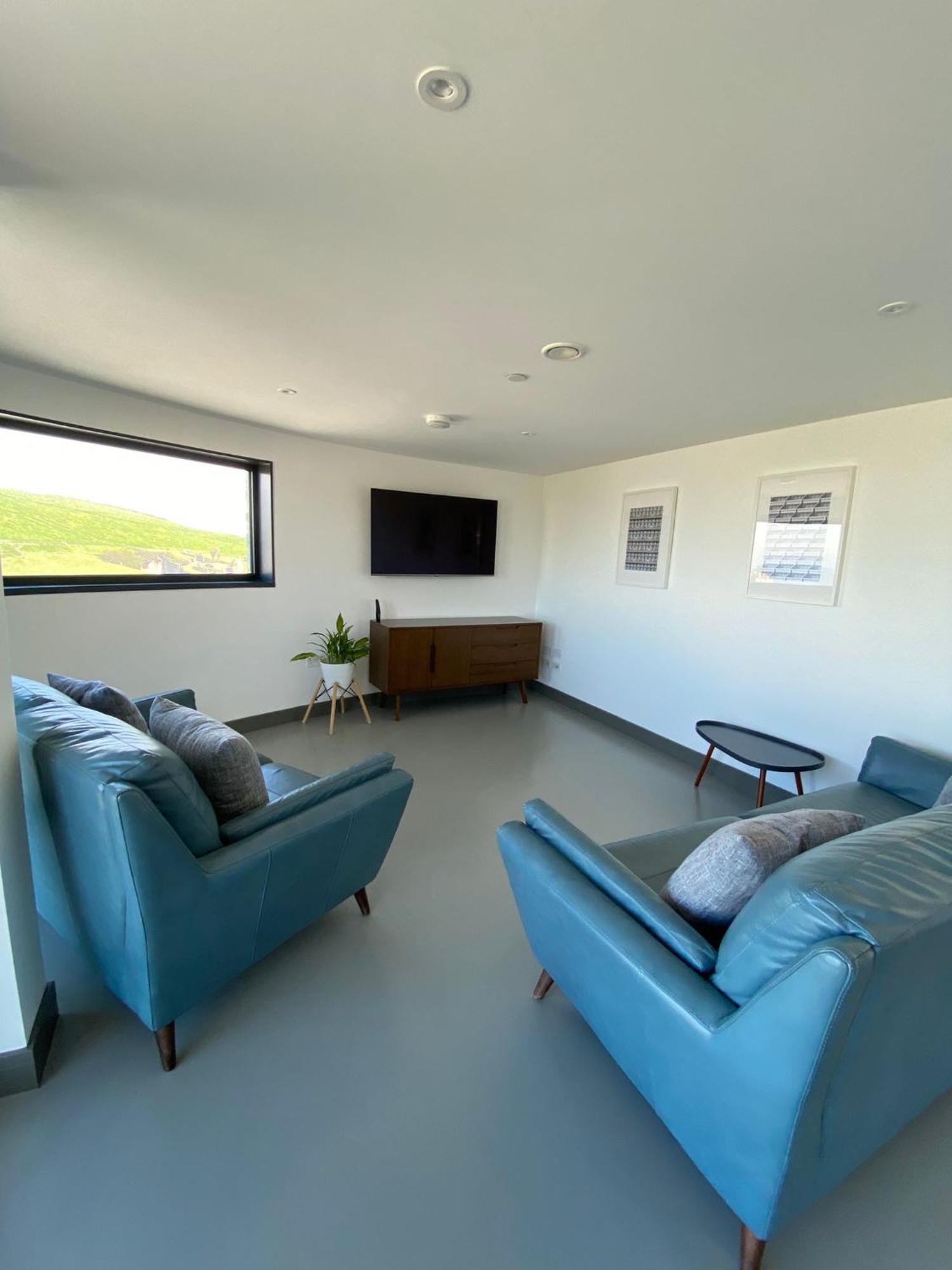 4 The View Apartments Ilfracombe - Seafront, Parking, Lift, Ev Εξωτερικό φωτογραφία
